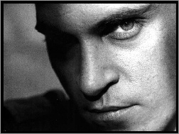 Joaquin Phoenix, duże oko